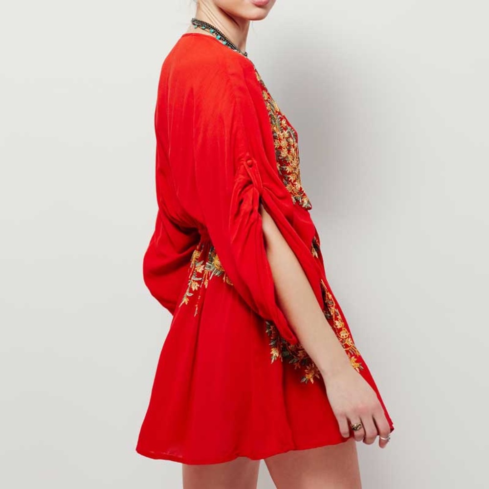 Boho plunging neck tassel embroidered floral dress - Picture 5 of 8
